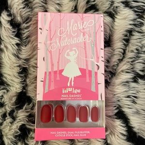 RED ASPEN Nail Dashes